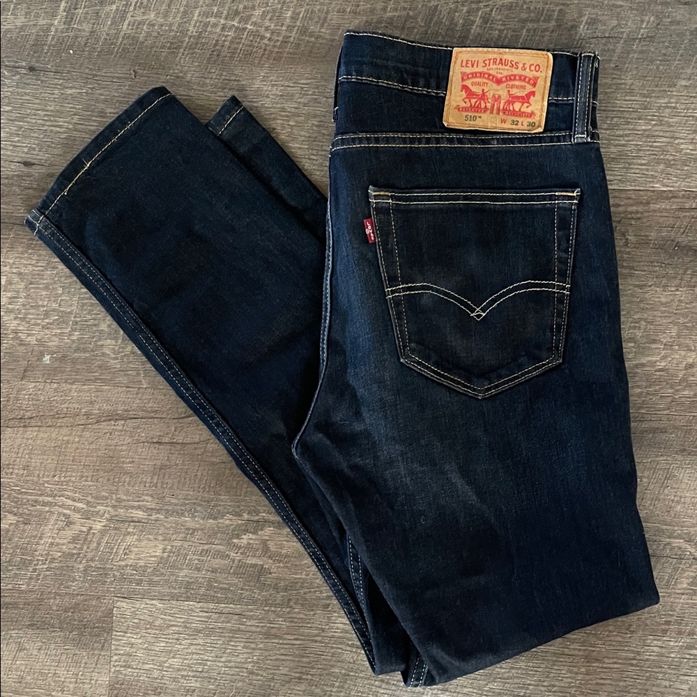 Levi's Men's 510 Dark Blue Straight Jeans W 32 L 30